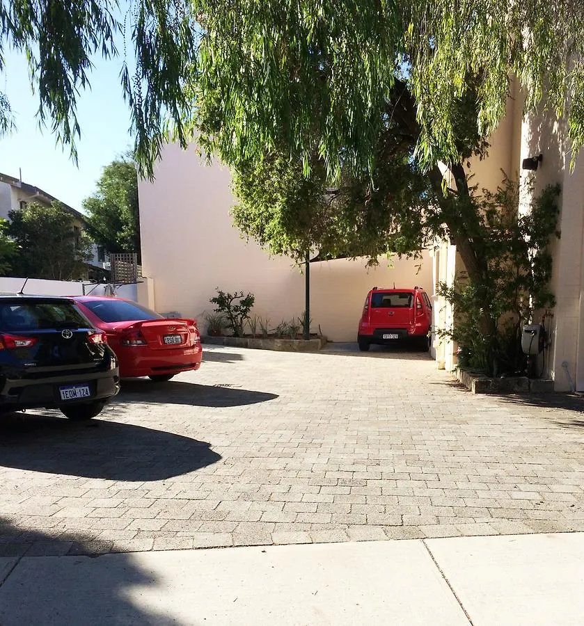 Kenata-Fairway Apartment Perth